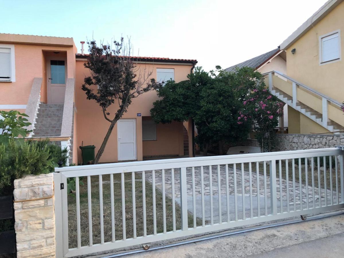 Apartman Luka Vir Daire Dış mekan fotoğraf